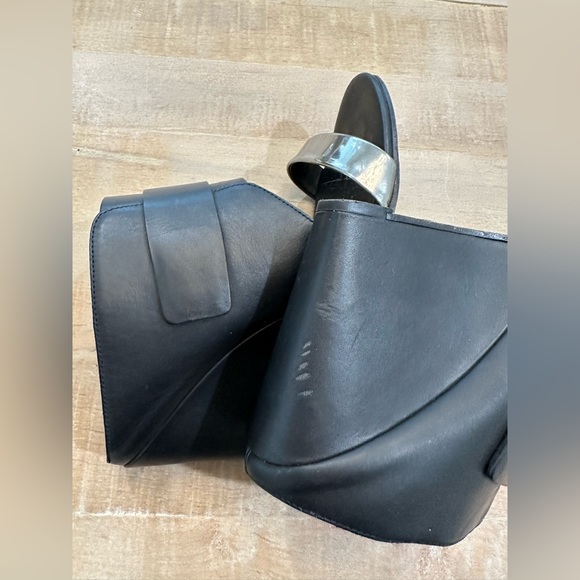 Vince KARMA - 2 black leather pewter silver wedge heel sandal mules - Picture 9 of 14